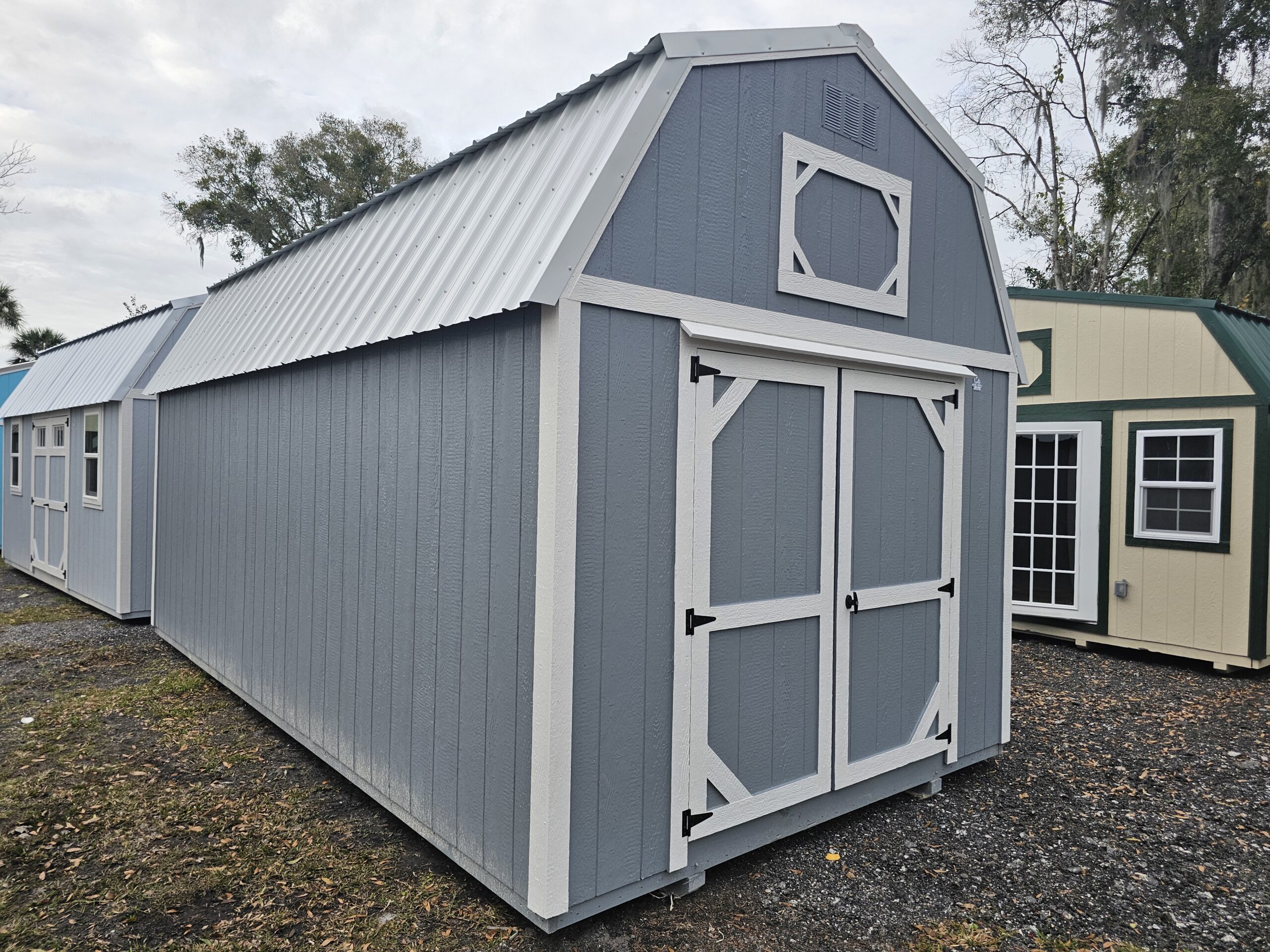 Lofted Barn 10x20 - Image 2
